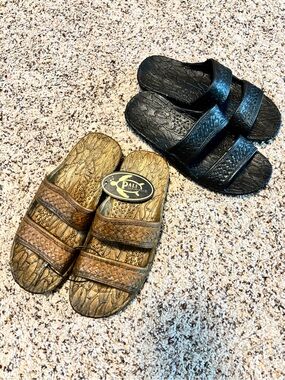 Pali Hawaii Women's Slide Jandals/Jesus Sandals (2 pair)